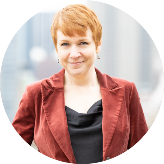 staff-lisa-danser